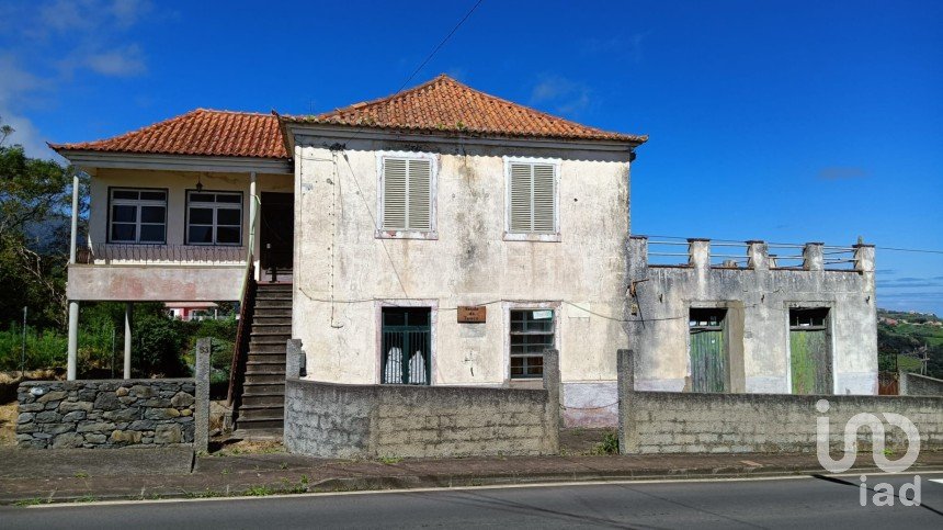 Maison T5 à Santana de 242 m²