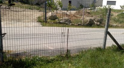 Terrain à São Cipriano e Vil de Souto de 1 178 m²