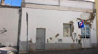 Prédio em Faro (Sé e São Pedro) de 100 m²