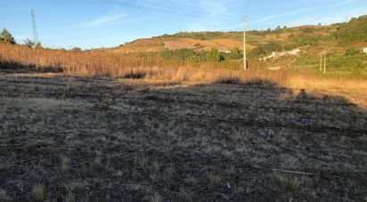 Terrain agricole à Dois Portos e Runa de 28 100 m²