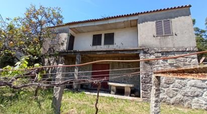 Ferme T2 à Cardielos e Serreleis de 166 m²