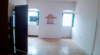 Maison T2 à Luz de Tavira e Santo Estêvão de 209 m²