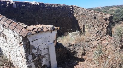 Maison rustique T0 à Azinhal de 117 m²