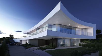 Casa / Villa T4 em Luz de 480 m²