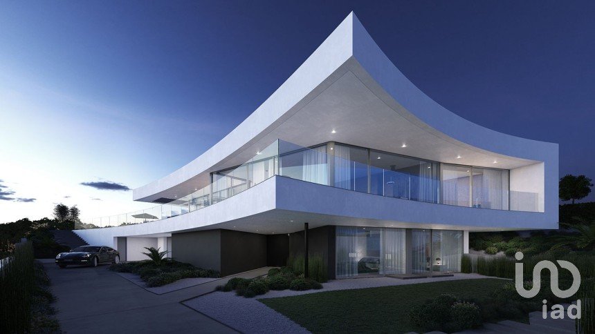 Casa / Villa T4 em Luz de 300 m²