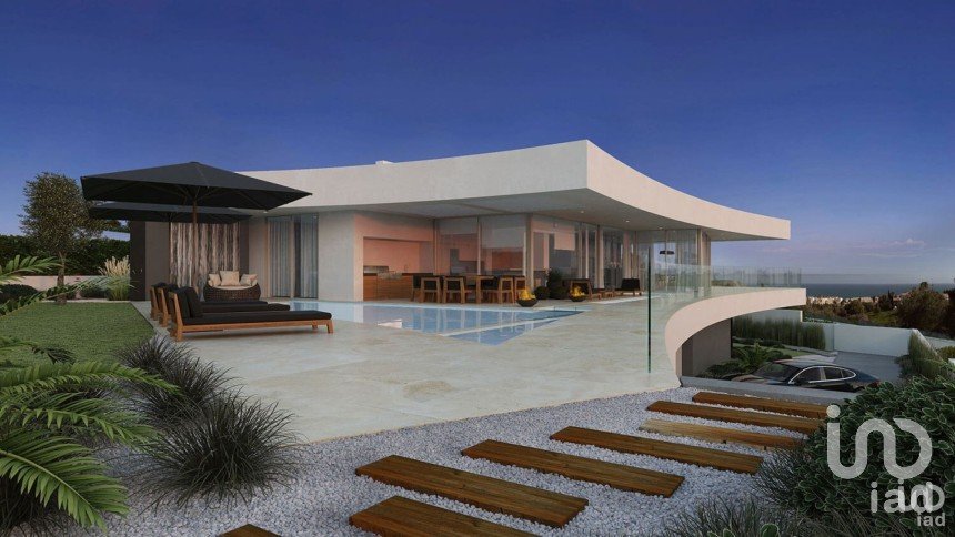 House T4 in Luz of 350 m²