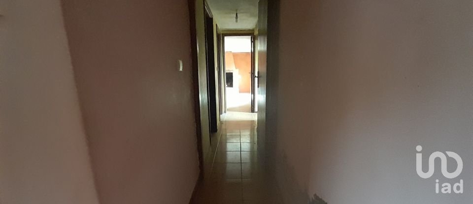 House T4 in Alheira E Igreja Nova of 75 m²