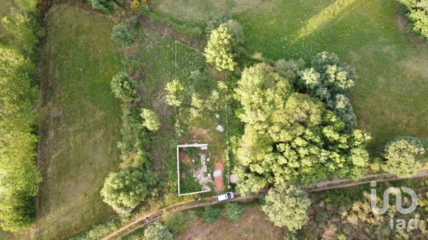 Terreno em Vale de Anta de 295 m²