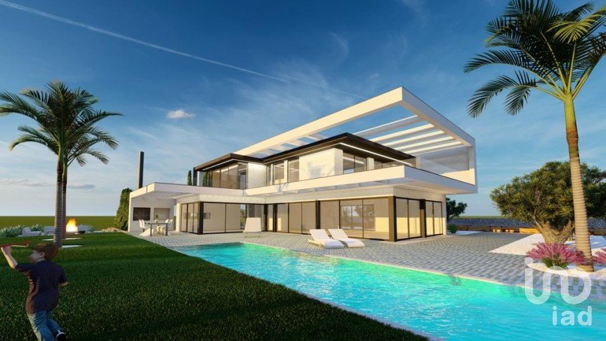 Terrain à Lagoa e Carvoeiro de 2 040 m²