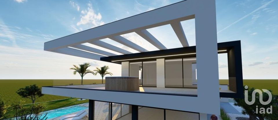 Terrain à Lagoa e Carvoeiro de 2 040 m²