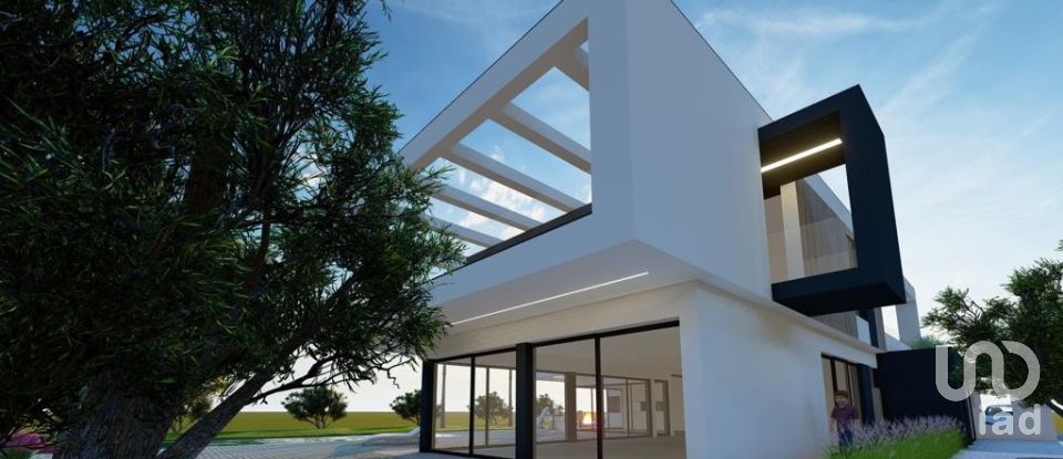 Terrain à Lagoa e Carvoeiro de 2 040 m²