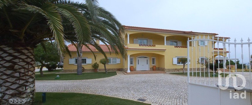 Quinta T4 em Alenquer (Santo Estêvão e Triana) de 800 m²