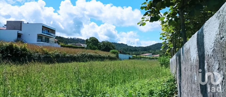 Terreno em Antas de 860 m²