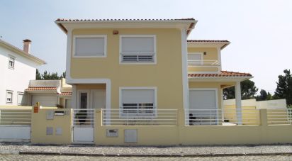 Lodge T4 in Marinha Grande of 351 m²