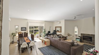 Maison T4 à Almancil de 210 m²