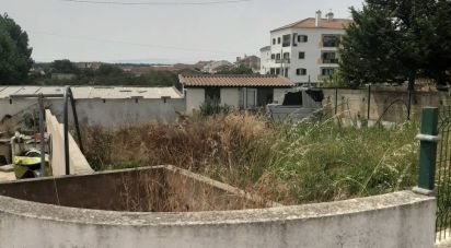 Land in São Teotónio of 419 m²