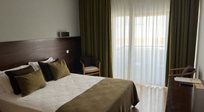 Hotel 3* in Arcozelos of 2,802 m²
