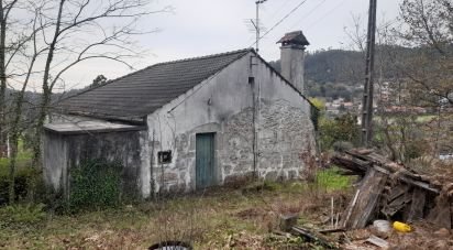 Maison traditionnelle T3 à Ardegão, Freixo e Mato de 117 m²