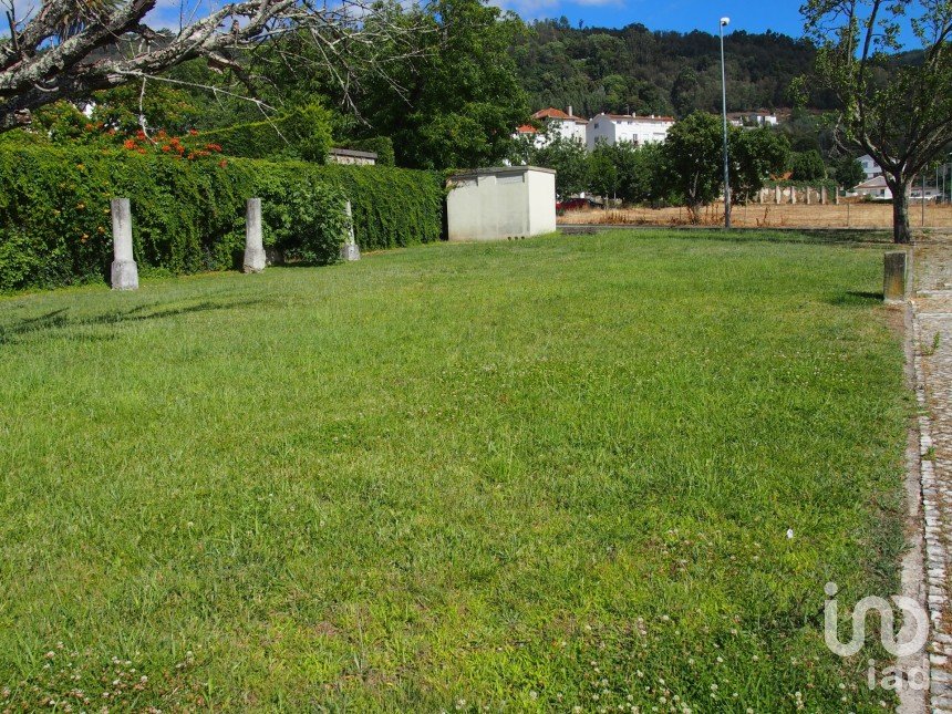 Land in Lousã e Vilarinho of 187 m²