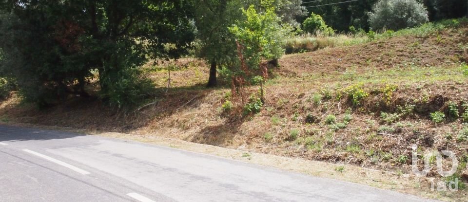 Terrain à Lousã e Vilarinho de 840 m²
