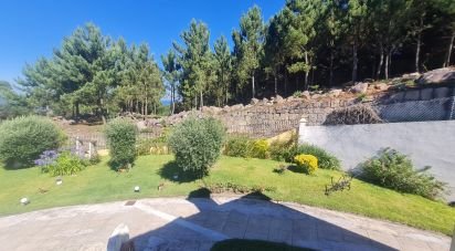 Maison T5 à Areosa de 452 m²