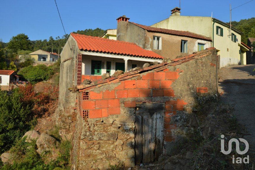 House T2 in Vila Nova of 100 m²