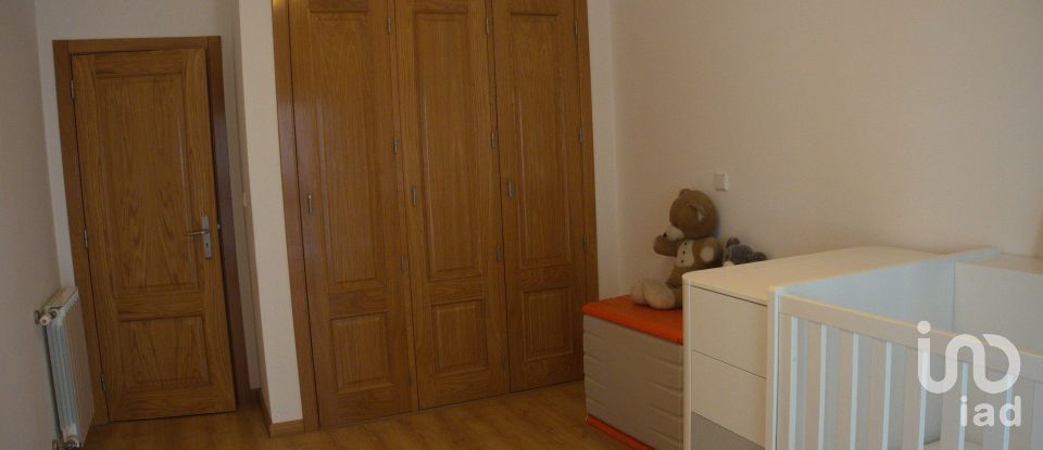 Apartment T3 in Póvoa de Santa Iria e Forte da Casa of 128 m²