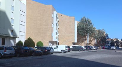 Apartamento T3 em Póvoa de Santa Iria e Forte da Casa de 128 m²