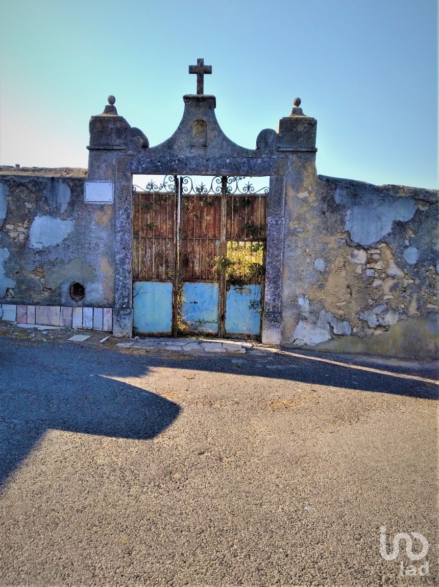 Terrain à São Domingos de Rana de 2 728 m²