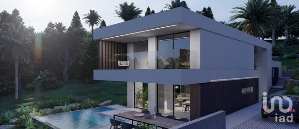 Terreno urbano em Boliqueime de 1 421 m²