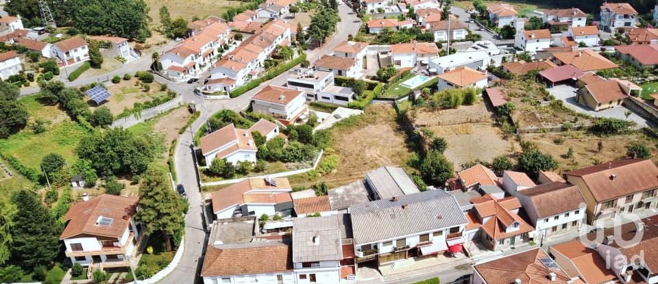 Building land in Fafe of 1,559 m²