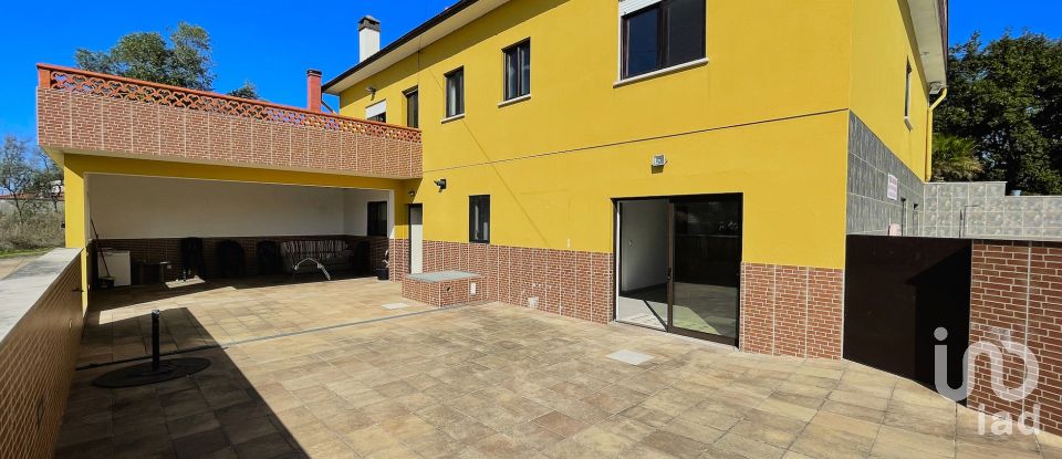 Block of flats in Monte Redondo e Carreira of 320 m²