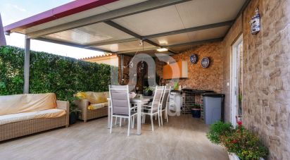 House T5 in Quarteira of 277 m²