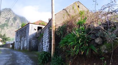 House T3 in Faial of 90 m²