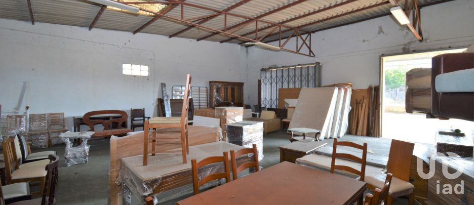 Shop / premises commercial in São Miguel, Santa Eufémia e Rabaçal of 410 m²