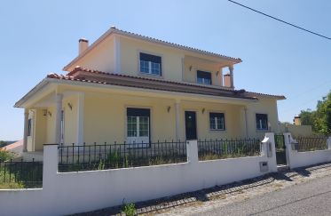 House T4 in Salir de Matos of 180 m²