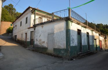 House T3 in Vila Nova of 236 m²