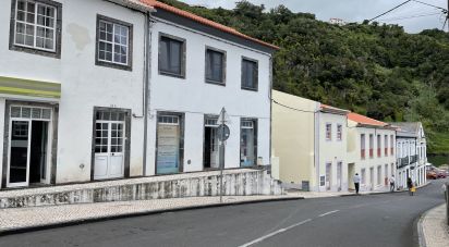 Maison T6 à Calheta de 470 m²