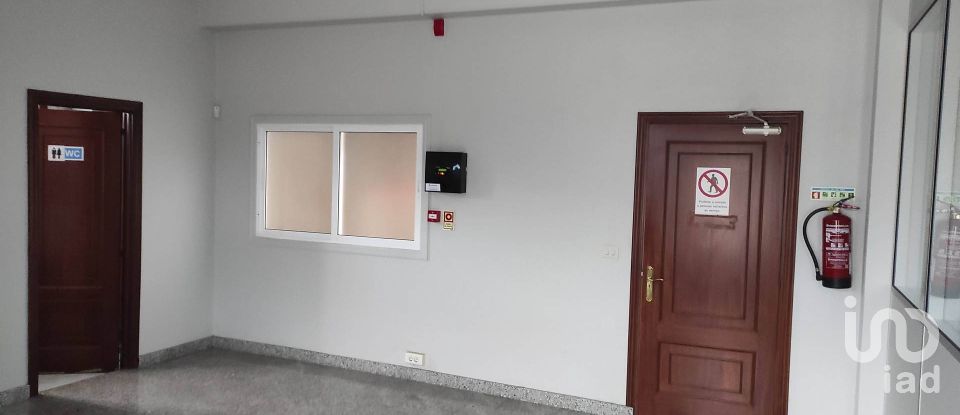 Commercial walls in Campos e Vila Meã of 4,050 m²