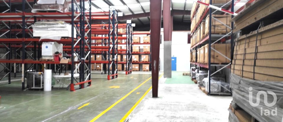 Commercial walls in Campos e Vila Meã of 4,050 m²