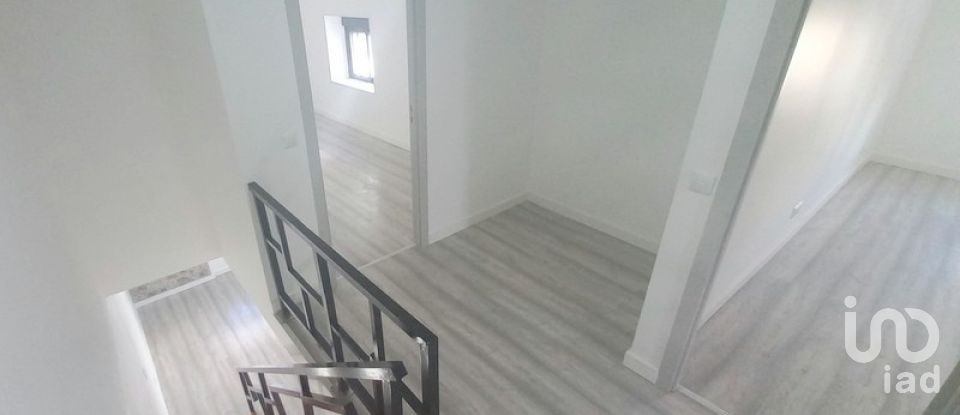 Maison T3 à Algueirão-Mem Martins de 130 m²