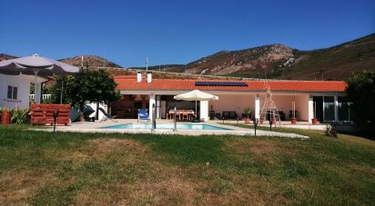 Ferme T4 à Lamas de Orelhão de 350 m²