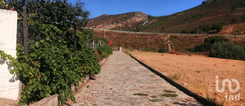 Farm T4 in Lamas de Orelhão of 350 m²