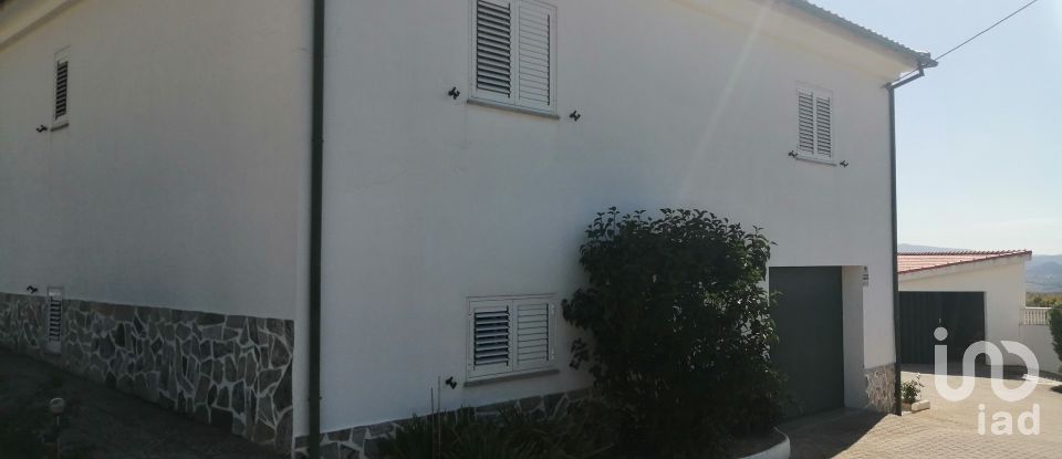 Farm T4 in Lamas de Orelhão of 350 m²