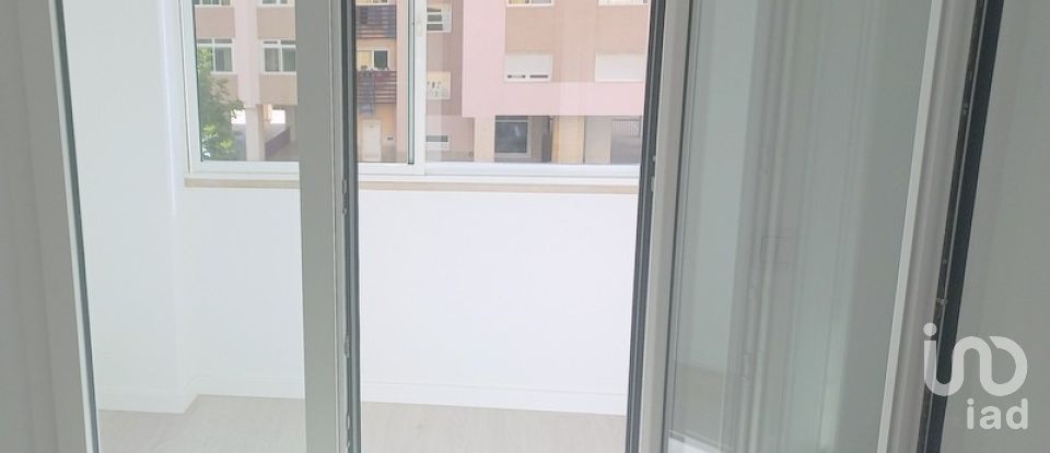 Apartment T2 in Póvoa de Santa Iria e Forte da Casa of 101 m²