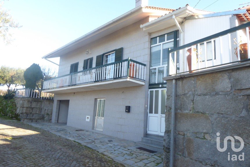Casa de Campo T4 em Cortiçô da Serra, Vide Entre Vinhas e Salgueirais de 244 m²