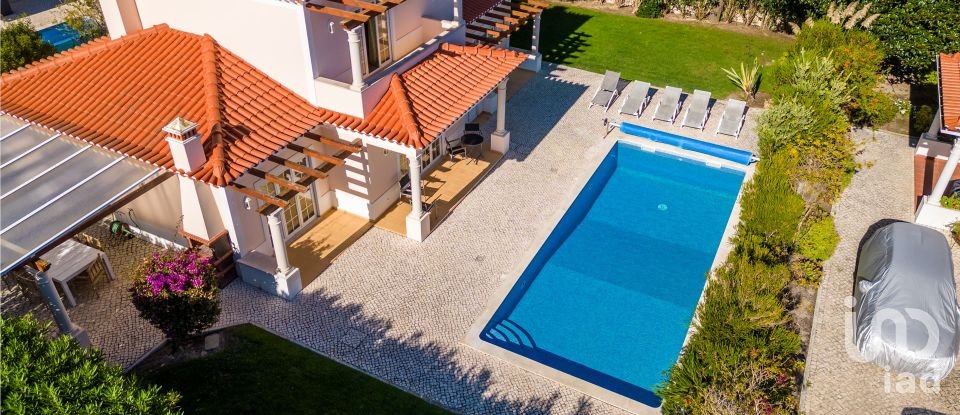 House T4 in Amoreira of 193 m²