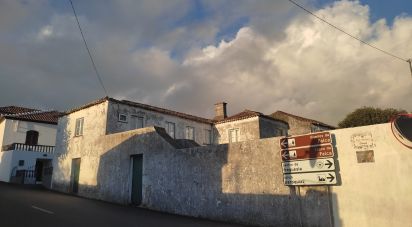 Maison T2 à São Bartolomeu de Regatos de 165 m²