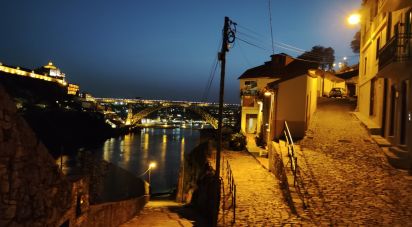 Bâtiment à Cedofeita, Santo Ildefonso, Sé, Miragaia, São Nicolau e Vitória de 290 m²