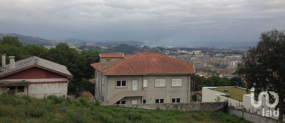 Building land in Vila Nova de Famalicão e Calendário of 7,277 m²